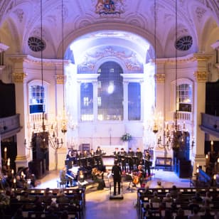 ﻿Las Cuatro Estaciones de Vivaldi a la luz de las velas: Sinfonía Trafalgar