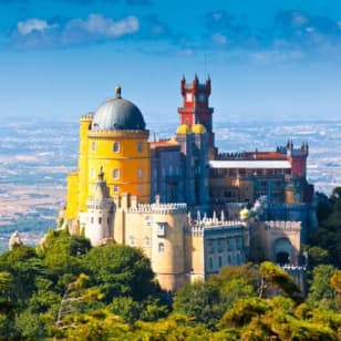 Sintra: autocarro hop-on hop-off até aos castelos e palácios