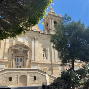 Three cities walking tour incl. entrance to Inquisitor's palace