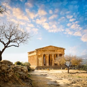 ﻿Valley of the Temples admission with Pemcards digital postcard