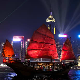 Hong Kong: Dukling , Antique Boat Tour in Victoria Harbour