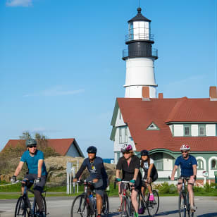 Portland Bicycle Tour with 5 Lighthouse Stops and XL Lobster Roll