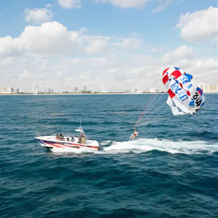 90-Minute Parasailing Adventure Above Fort Lauderdale, FL