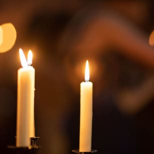 Vivaldi Four Seasons at Christmas by Candlelight at Paisley Abbey