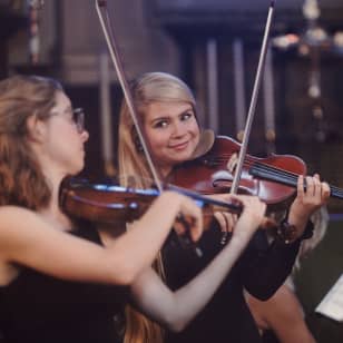 Vivaldi Four Seasons at Christmas by Candlelight at Paisley Abbey