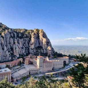 Montserrat Guided Private Tour All-Inclusive from Barcelona Hotel Pickup