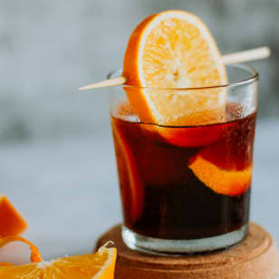 Aperitivo con vermut o manzanilla y una gilda en Malasaña
