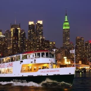 New York: Circle Line Harbor Lights Cruise Ticket