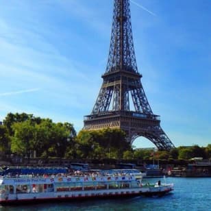 La Seine : Croisière touristique guidée par Vedettes du Pont Neuf