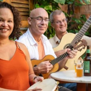 Quartas Acústicas apresenta Sambreja - Orixás
