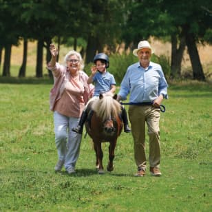Balade à poney en bord de Seine