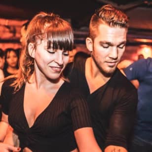 💘 SOIRÉE SPÉCIALE SAINT-VALENTIN – CÉLIBATAIRES 💃🕺