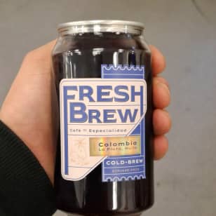 Tostá, Prepará y Embotellá: Café Frio del Grano a la Botella de Fresh Brew