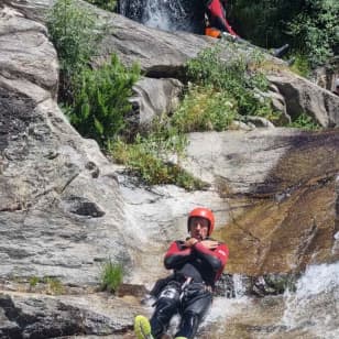Madrid: Paseo de Barranquismo - Aventura Acuática con Guía Experto