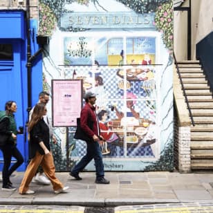 Local Foodie Adventure in London: 10+ dishes, drinks and more
