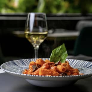 ﻿Pasta clásica hecha a mano & Salsa Pomodoro en Atlanta