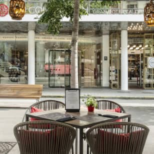 Experiencia Gastronómica Tablafina: Menú de tapas + Cóctel de autor en Eleven BCN