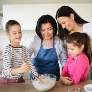 French Macaron-A Family Cooking Experience - LA