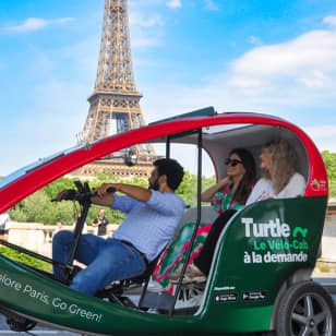 City tour en vélo taxi - Admirez les monuments cultes de Paris lors d'un tour privé et original.
