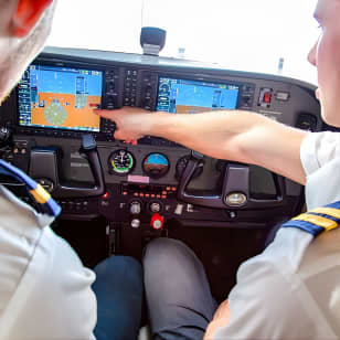 Hobart 1-Hour Learn to Fly Experience