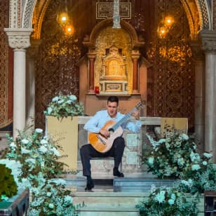 Barcelona: Concierto de Guitarra Española en la Iglesia del Carme