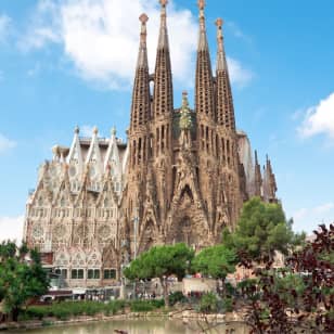 ﻿HL Comedy Tours: Stories and Legends Tour inside the Sagrada Familia