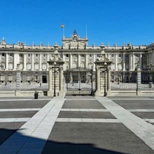 Visita guiada por el Palacio Real de Madrid en grupo reducido