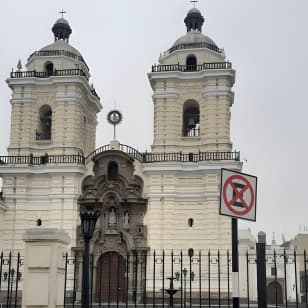 Visiting the Main Square of Lima!