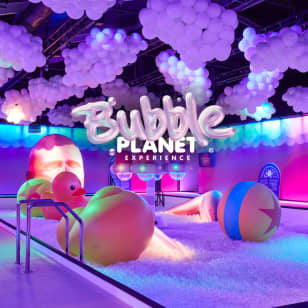 Bubble Planet: An Immersive Experience