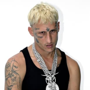 Yung Beef --- The End of El Pluggg