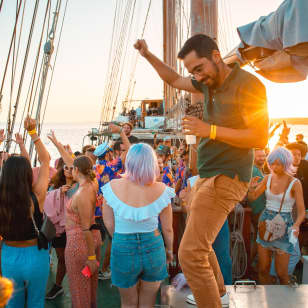 Lisbon Boat Party: festa a bordo de uma caravela!