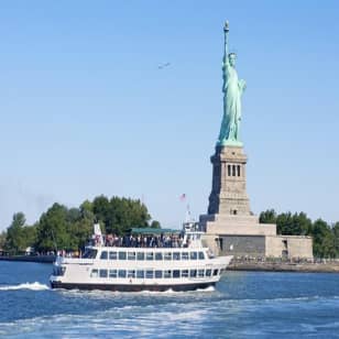 Statue of Liberty 60 Minute Boat Cruise