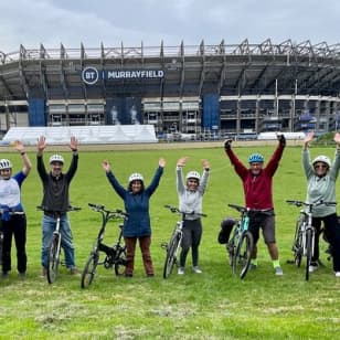 Award-winning circular cycle tour of Edinburgh! 