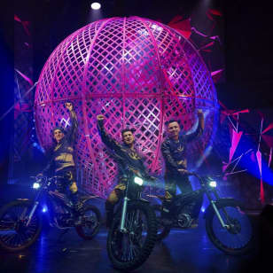 VARIETÉ GAGA - The Crazy Berlin Show