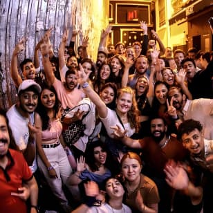 Istanbul Party Pub Crawl with Party Bus in Sultanahmet and Taksim