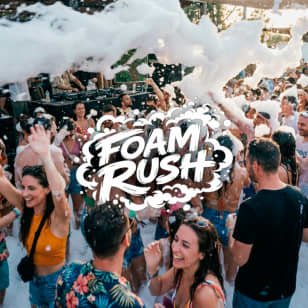 Foam Rush: Una fiesta de espuma al aire libre