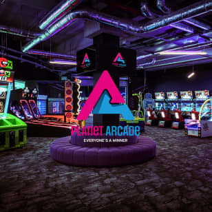 Planet Arcade: Virtual Gaming