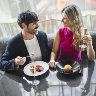 Cena de los enamorados de San Valentin en el Hyatt Regency Barcelona Tower