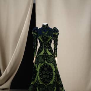 Petit Palais : Worth Exposition