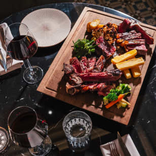 Robata de carnes en Terraza de Vivi
