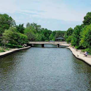 ﻿Mystery Picnic de Naperville: Aventura gastronómica autoguiada