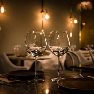 Cena para 2 + espectáculo de magia por San Valentín en El Escondite de Villanueva