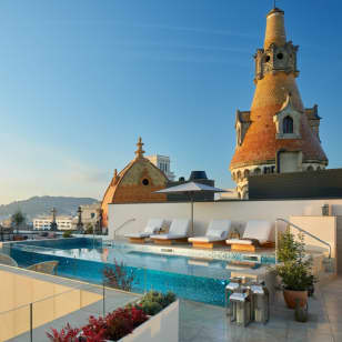 ﻿Rooftop Yoga at Hotel ME Barcelona