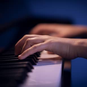 Gershwin - Rhapsody in Blue by candlelight