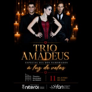 Trio Amadeus à luz de velas