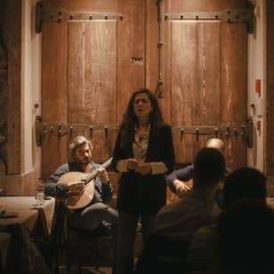 Mesa de Frades: jantar em Lisboa e concerto de Fado ao vivo