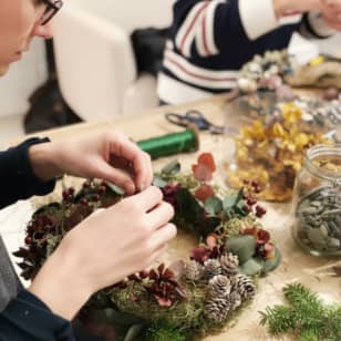 Taller de Coronas de Navidad