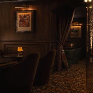 Cata whisky Japonés en the circle