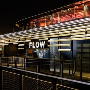 Año Nuevo en el Sena a bordo del Flow