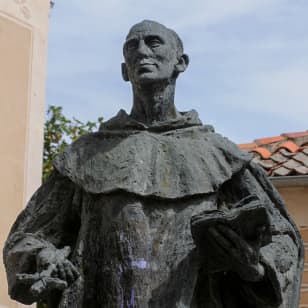 Segovia with soul: San Juan de la Cruz Walkway